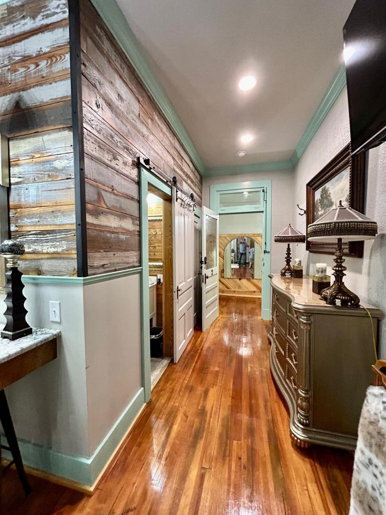 Chipley'S Squareview Inn Carthage Экстерьер фото